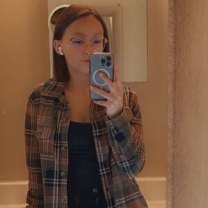 Meet your Posher, Sabrina